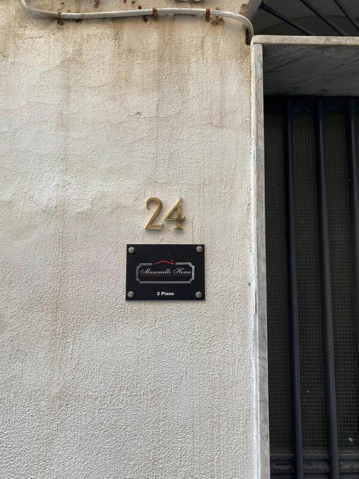 فيلا Masaniellohouse نابولي المظهر الخارجي الصورة